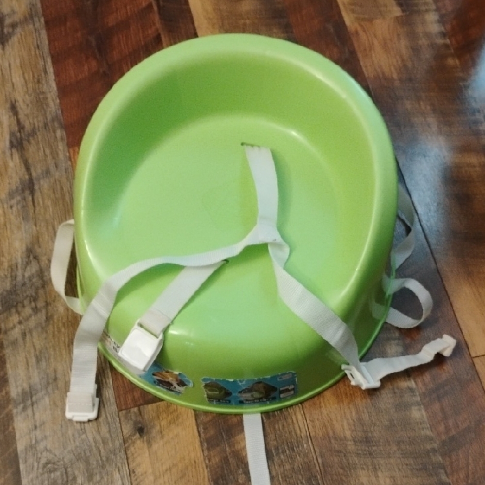 Kids Booster Seat with Safety Straps
